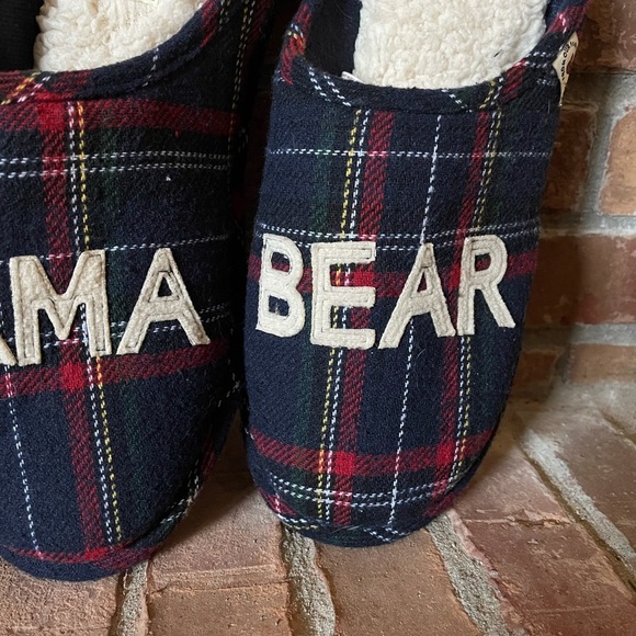 NWT Dearfoams Mama Bear Slippers - Picture 3 of 5